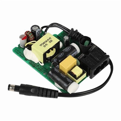 Medicininis atvirojo kadro maitinimo šaltinis